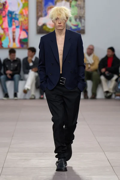 Look 55